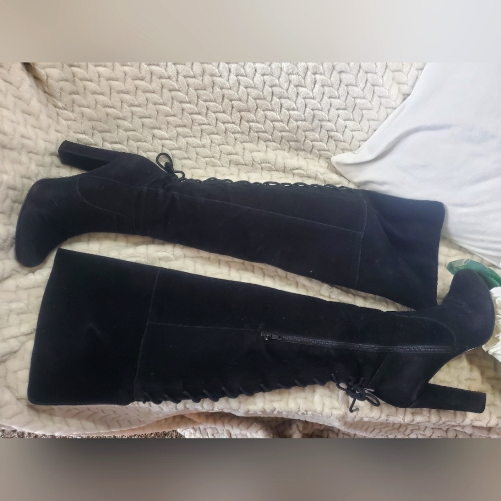 Cassandra Heeled Boot